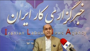 فیلم // استاندار گیلان : بایدزمینه ارتباط مستقیم میان فعالان اقتصادی گیلان و همتایانشان در کشورهای همسایه را فراهم کنیم.